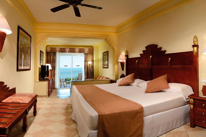 Riu Vallarta Hotel Room