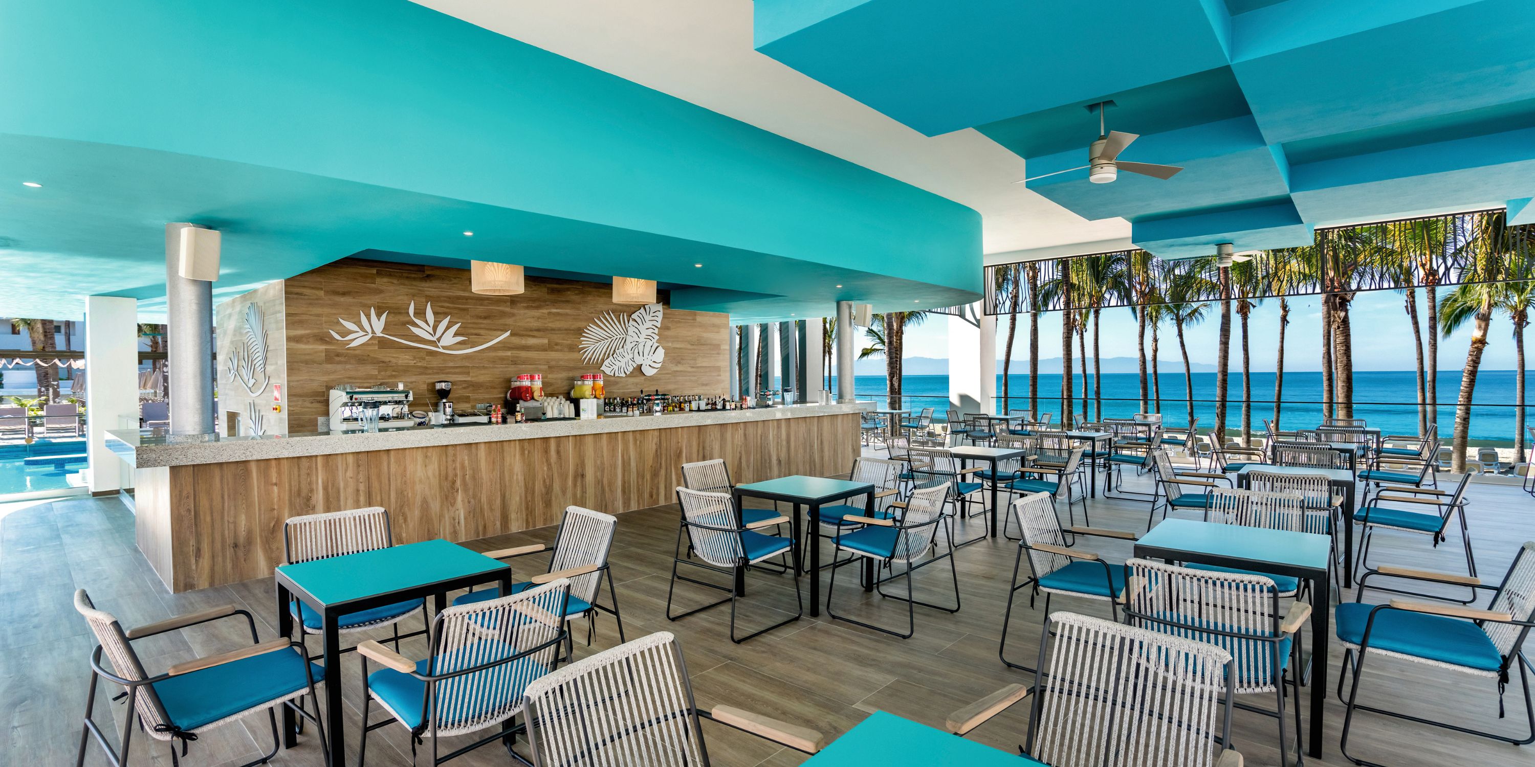 Riu Vallarta Poolside Restaurant
